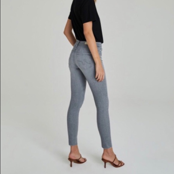 Solddd Outtt - Picture 4 of 9